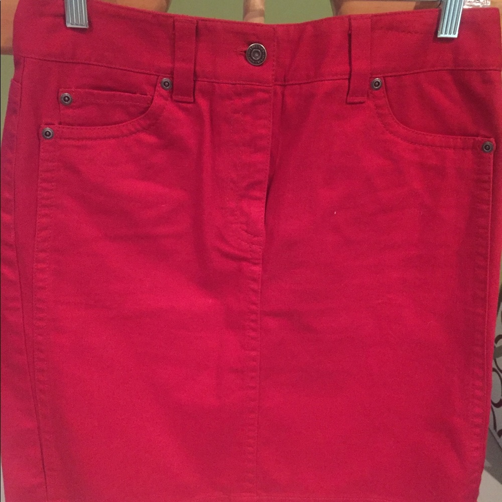 Ann Taylor red skirt
